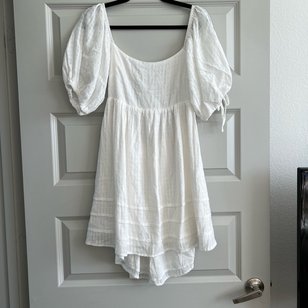 Elegant White Puff Sleeve Women's Blouse